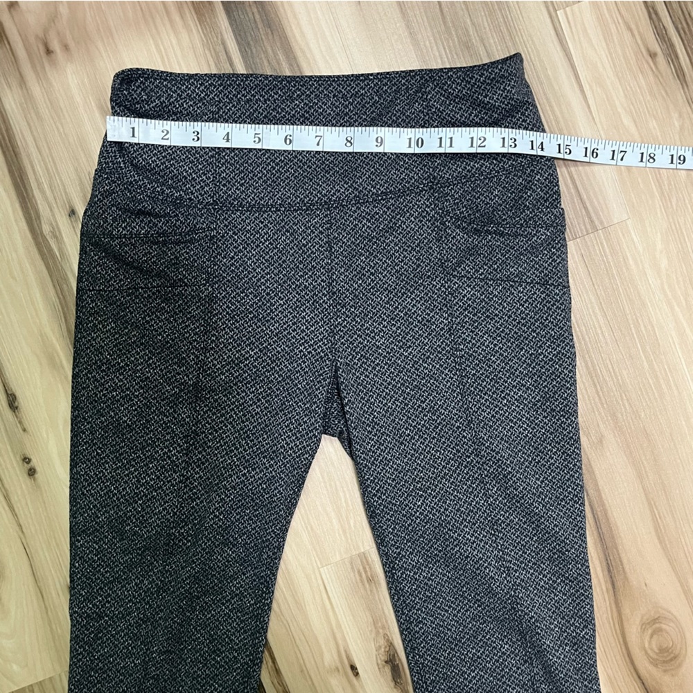 Athleta Gray/Black Skinny Slacks Size Medium - Picture 6 of 8